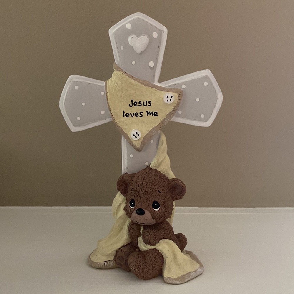 Precious Moments #203104 Jesus Loves Me Cross with Bear